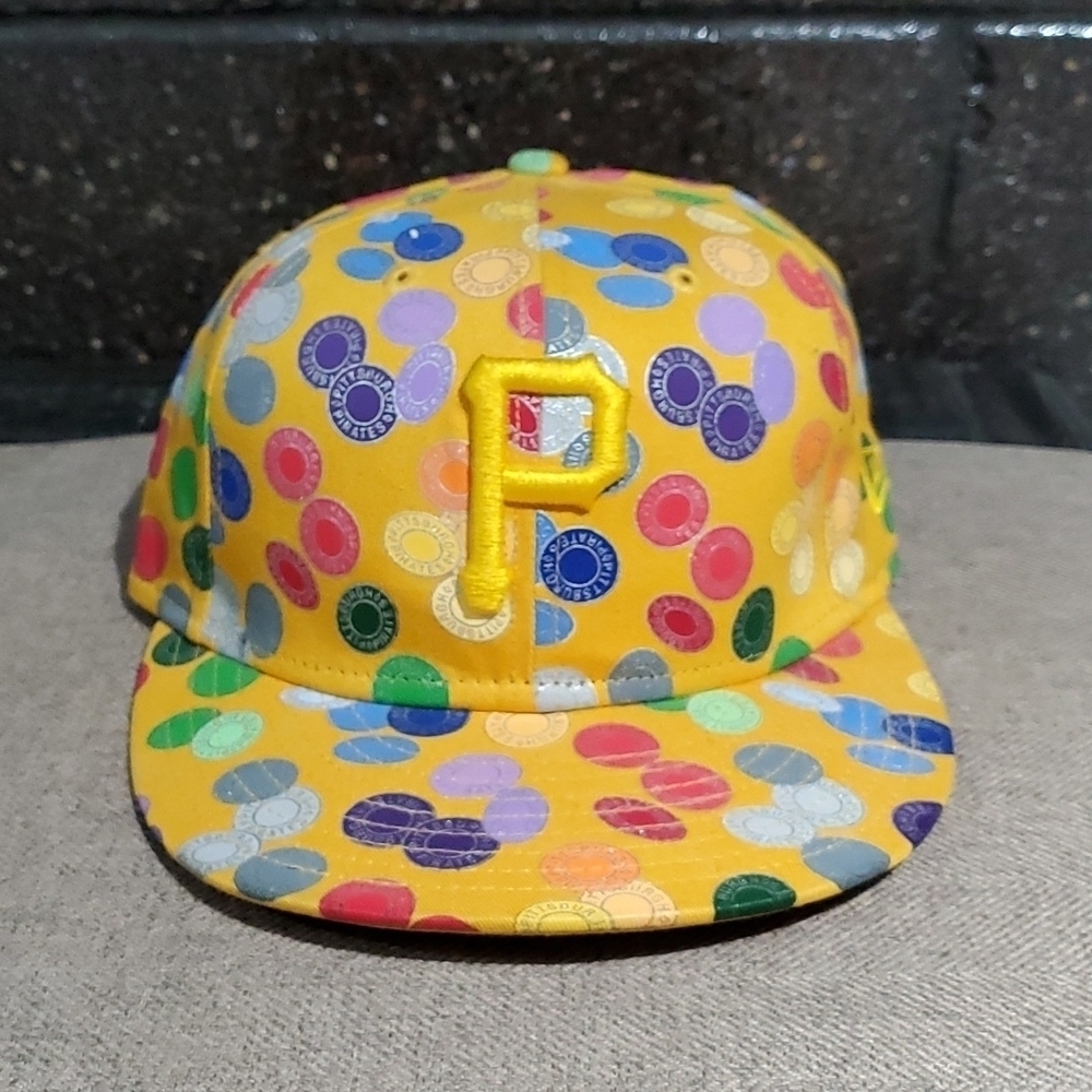 PITTSBURGH PIRATES MULTI COLOR BASEBALL CAP NEW ERA MLB SIZE  7 1/4 COLORFUL DOT